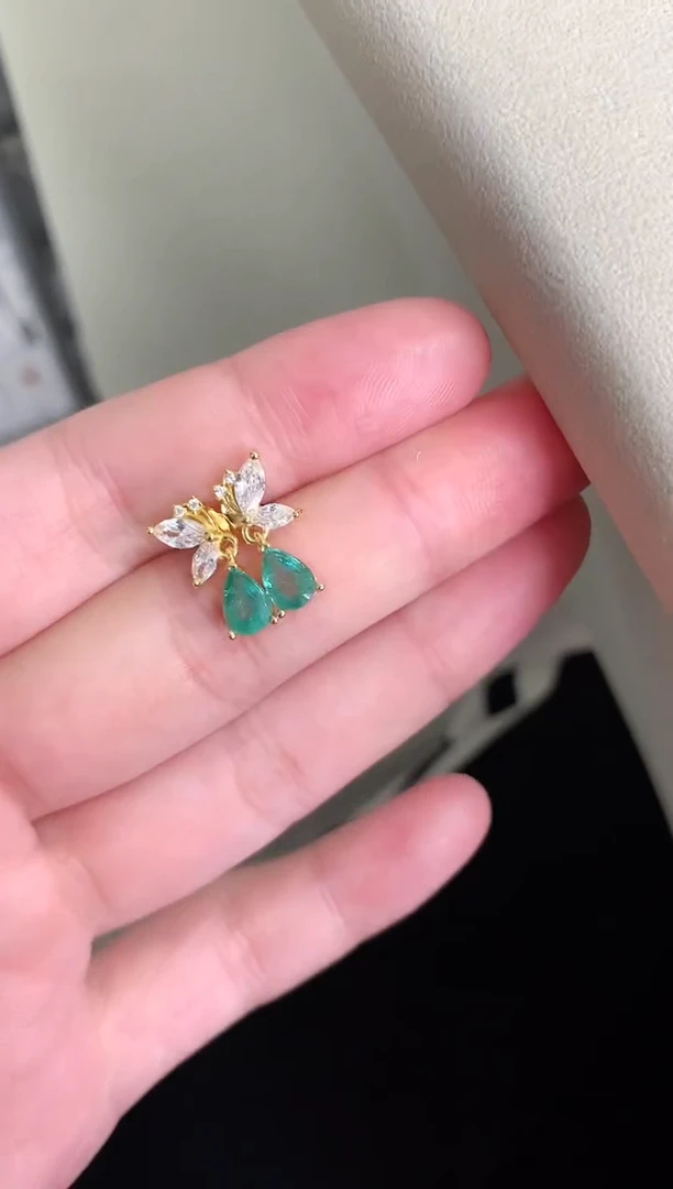 【闪购商品】祖母绿耳饰银S925镶嵌耳饰