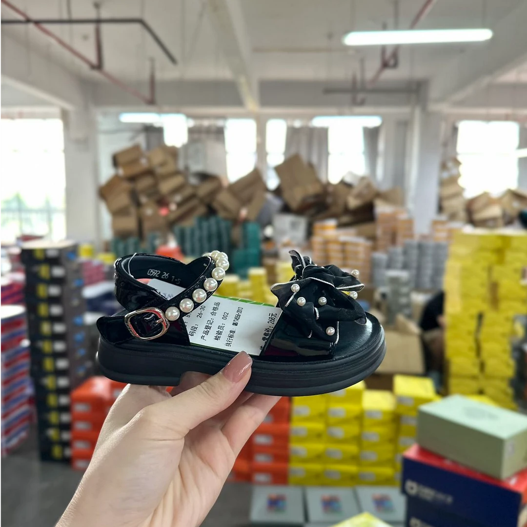 0592高端专享夏季舒适凉鞋黑色（老孙专场）