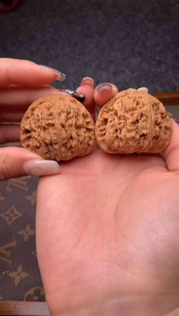 把件文玩核桃B212号45尺南疆石全品