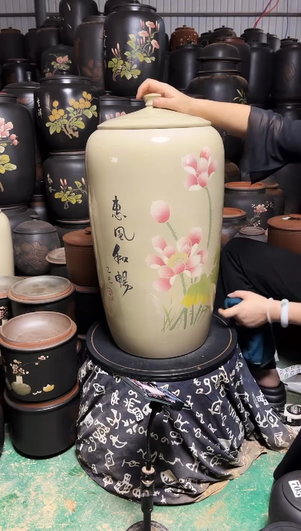 罐瑕疵茶缸高60cm 白泥 418