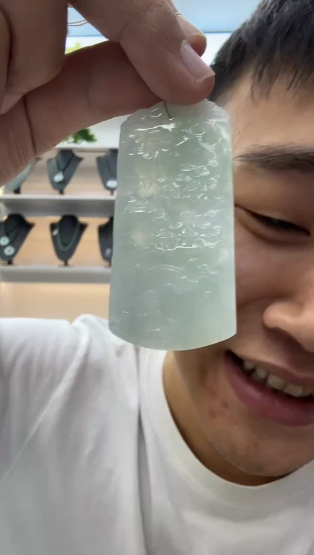 颈饰未镶嵌翡翠天然翡翠A货孤品一件