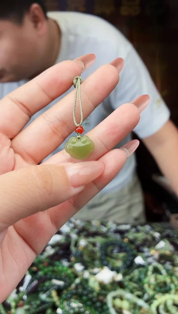 和田玉未镶嵌颈饰多样性发货拍一发一