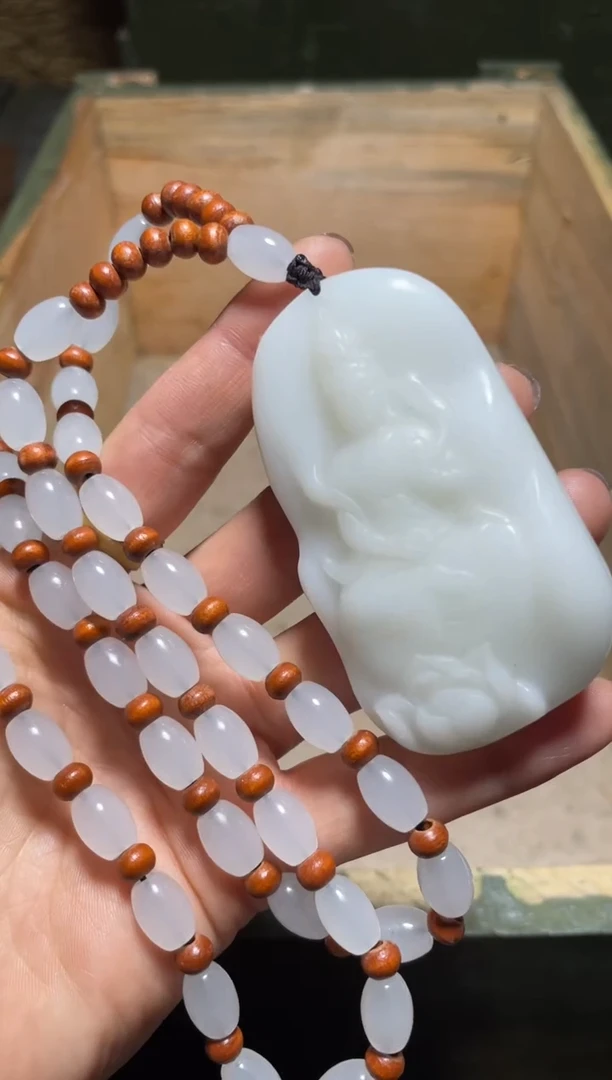 【闪购商品】随形立体观音带链子