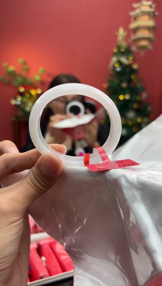 未镶嵌手镯（贵妃镯）翡翠翡翠手镯4