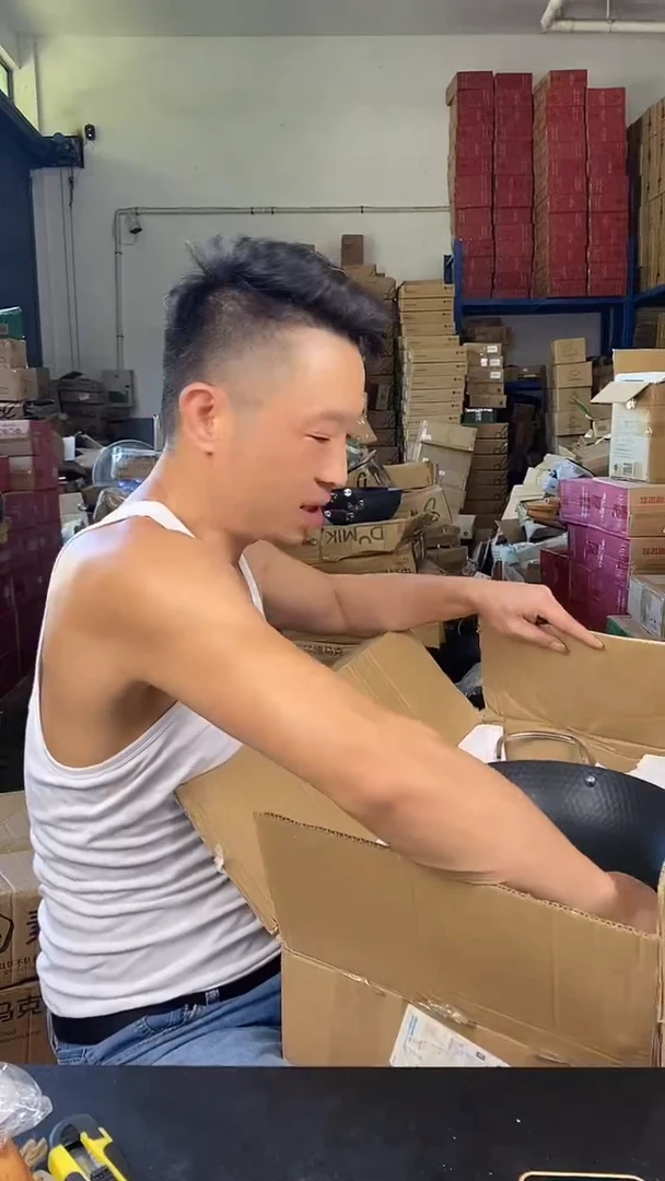 食品级塑料1德马克鱼鳞锅32带耳 有盖