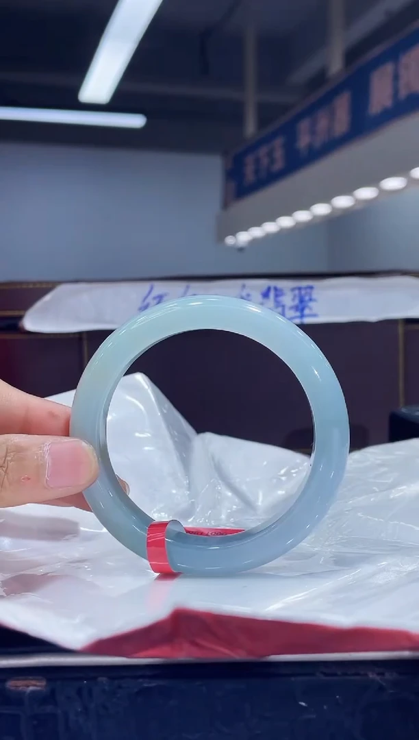 未镶嵌手镯翡翠3