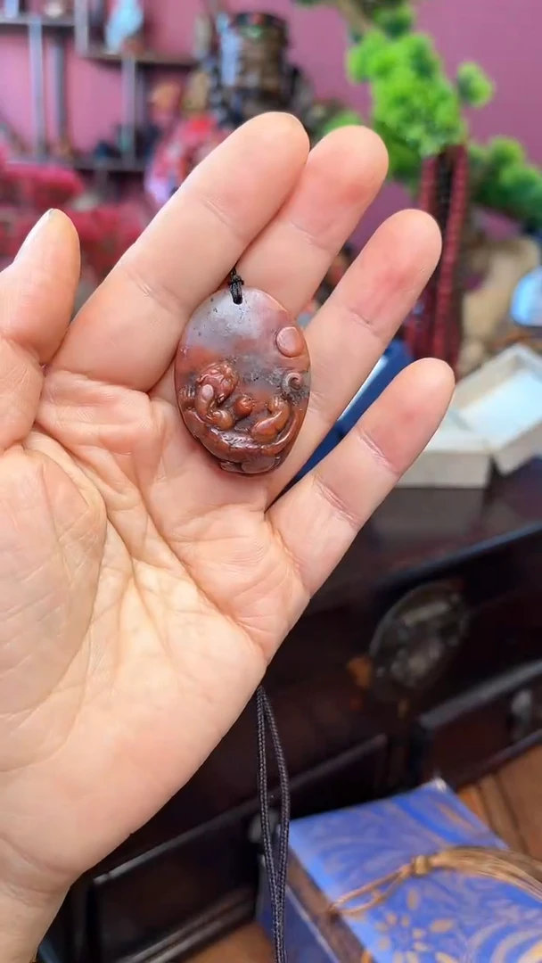 【闪购商品】木中之❤王妍妍批发编号137寿山红挂木盒