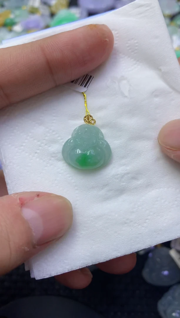 颈饰18K金镶嵌翡翠天然缅甸翡翠A货