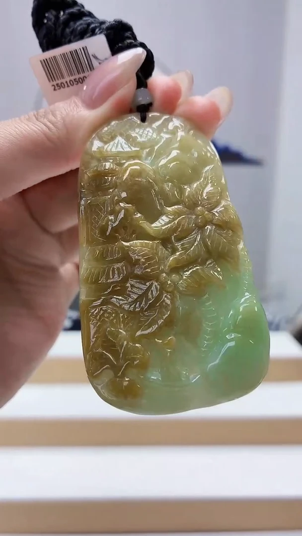 未镶嵌定制翡翠5160MM-毛货挂件57