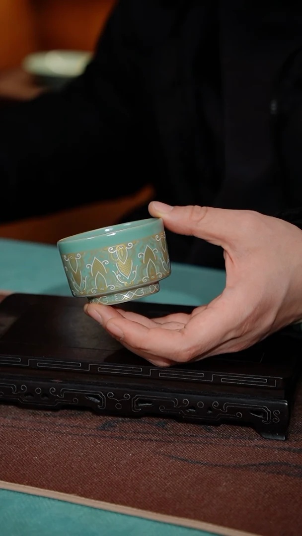 【闪购商品】37-1小重山（金银釉上彩）