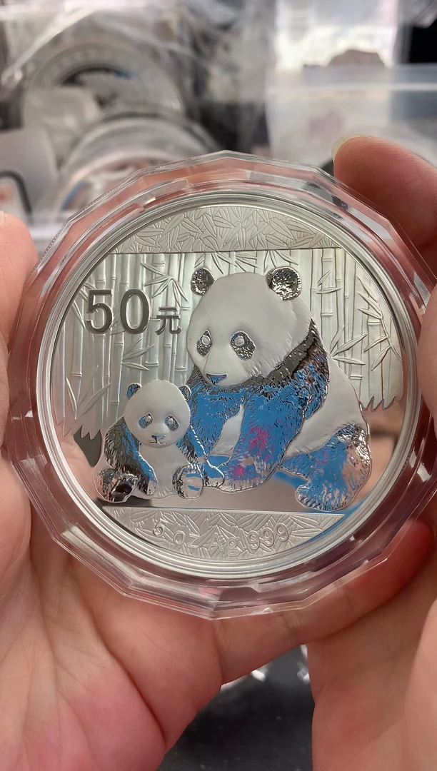 纯银2012年5盎司银猫纪念币