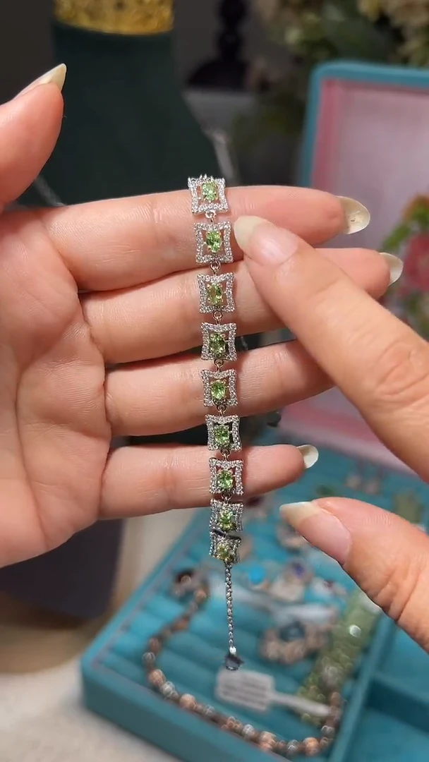 未镶嵌手链石榴石（沙弗莱）天然石榴石手链