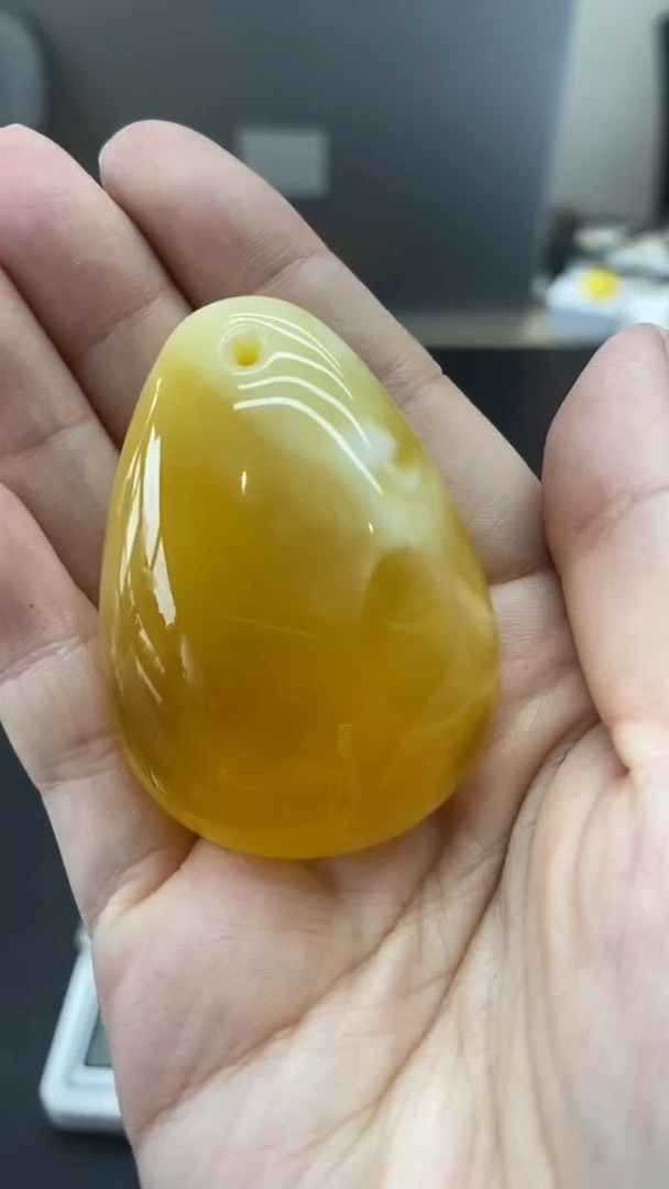 琥珀未镶嵌珠宝奇石776