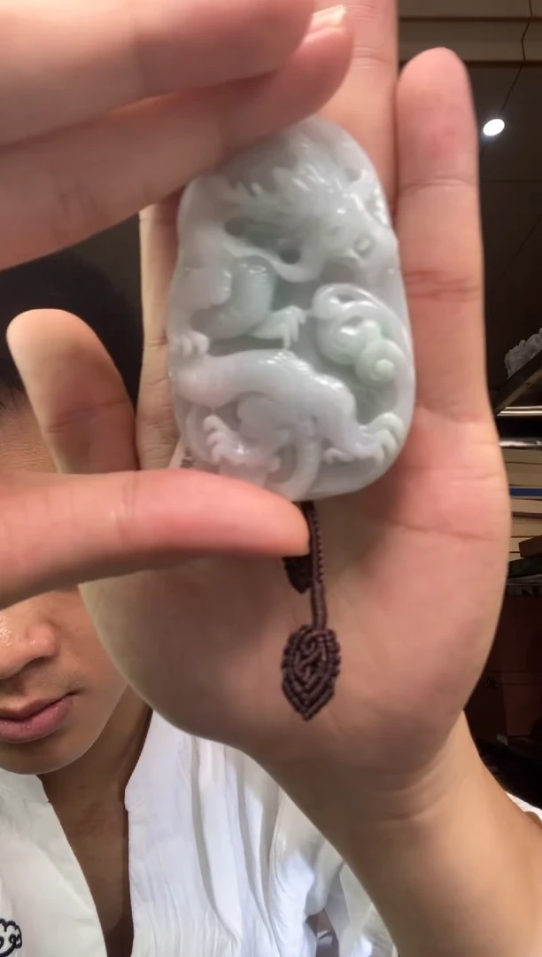 翡翠未镶嵌颈饰天然翡翠