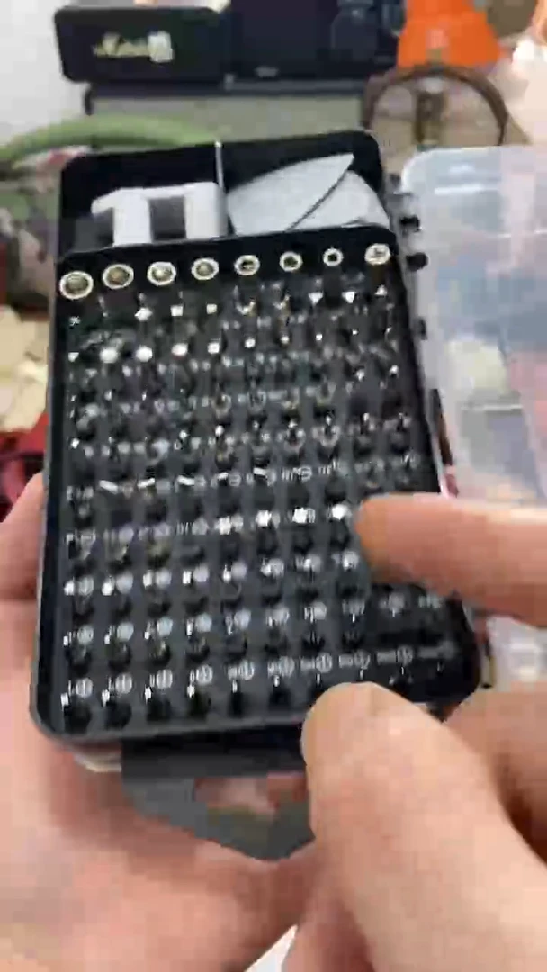 瓷片闪购商品  如图所示