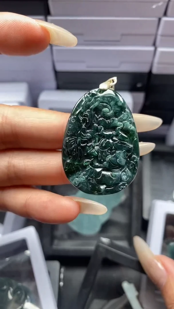 颈饰未镶嵌翡翠2104