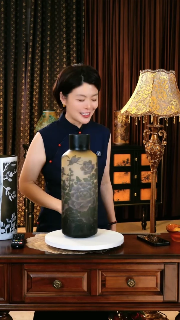 琉璃手工艺品格雷