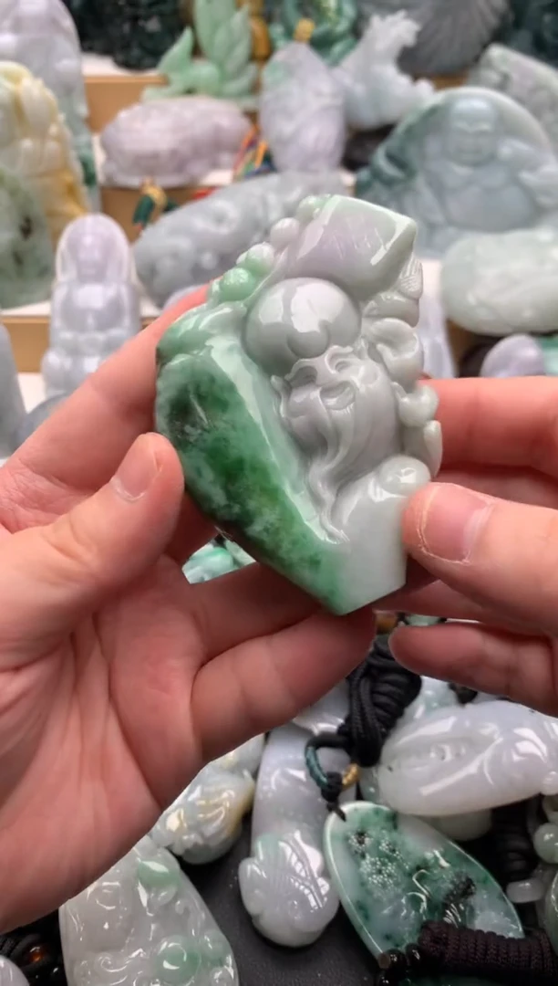 吊坠(不含链)未镶嵌翡翠1