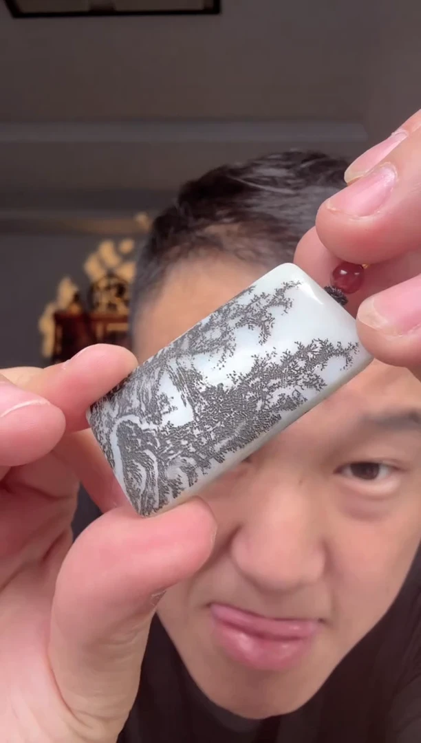 和田玉未镶嵌颈饰1