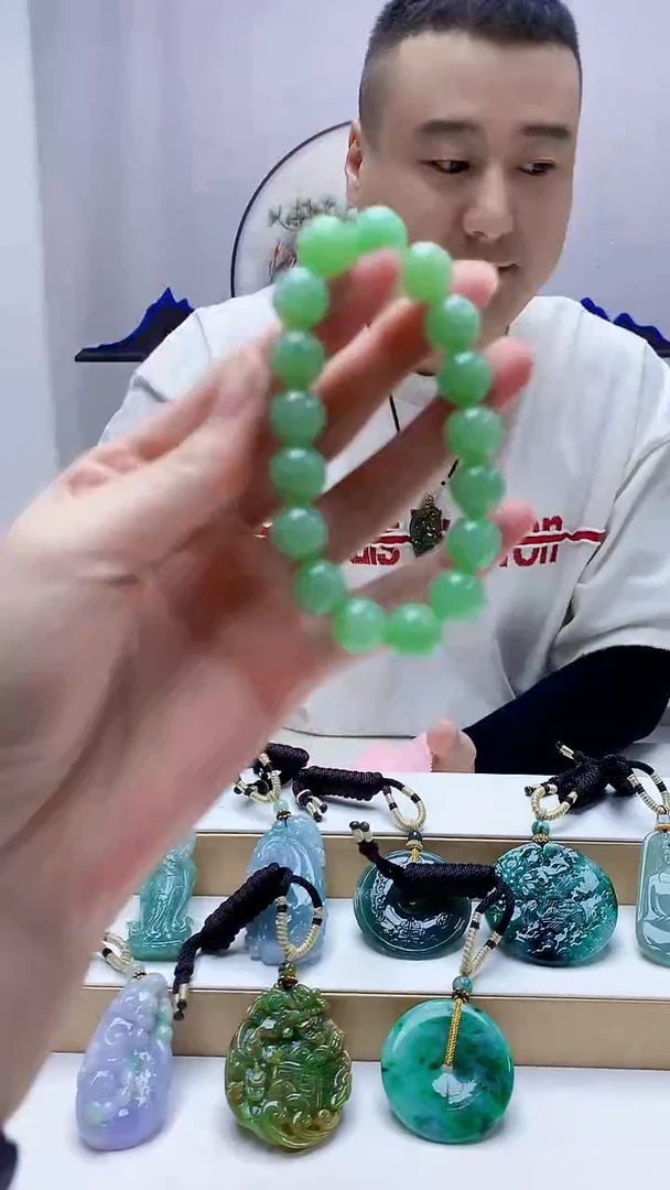 未镶嵌定制翡翠好*子4898zm-毛货挂件