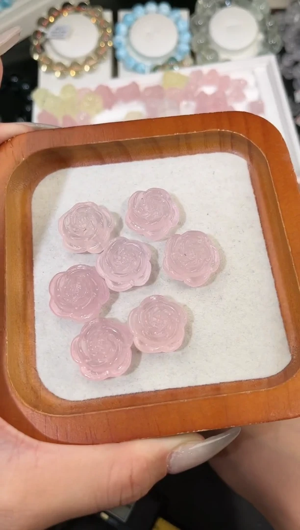 【闪购商品】水晶手链未镶嵌多样性发一粉晶玫瑰花