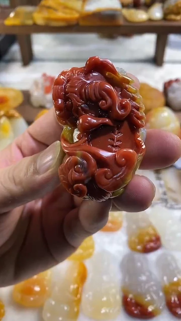 未镶嵌石英质玉（黄龙玉）吊坠(不含链)黄龙玉貔貅