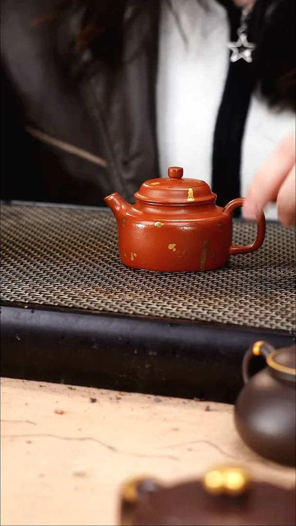 茶壶紫砂孟臣朱泥大红袍精工洒金德钟90cc