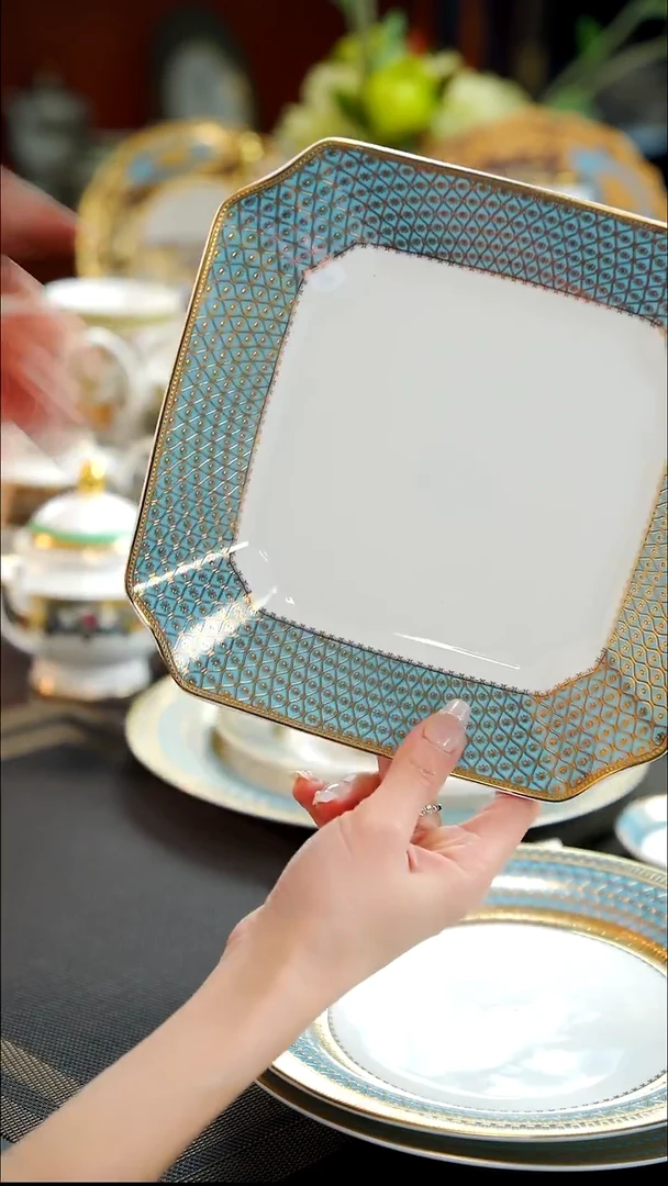 瓷片8.2英寸方形菜盘1个