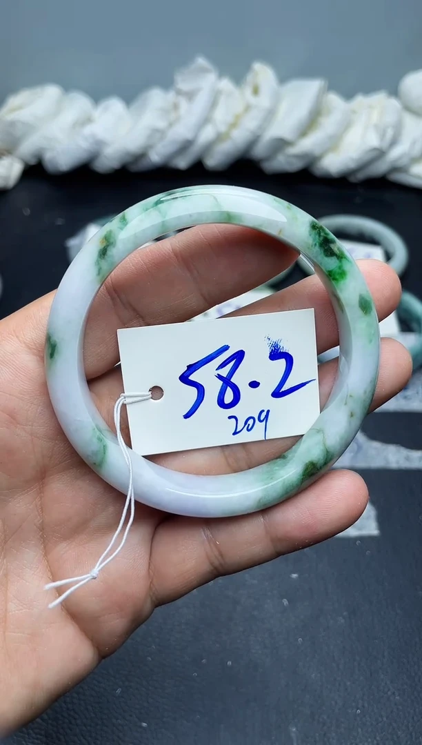 未镶嵌手镯翡翠209