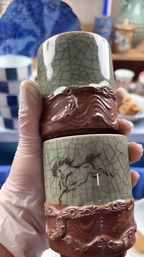瓷片是****屠英歌瓷器满19.9包邮