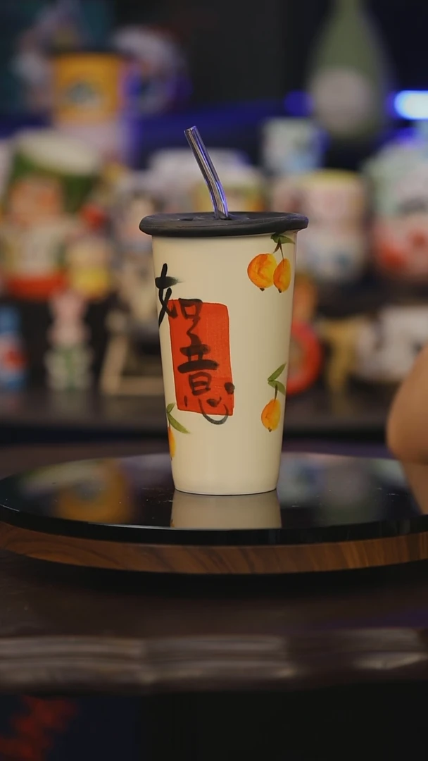 【闪购商品】摆件景德镇釉下彩绘设计师款式陶瓷