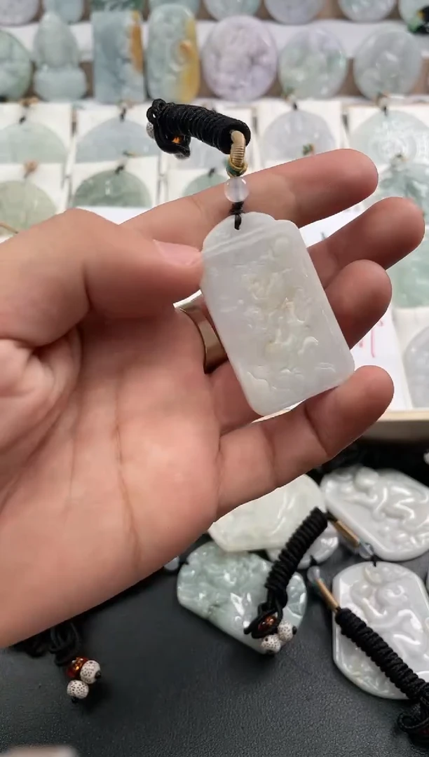 颈饰未镶嵌翡翠25/12/30/.30