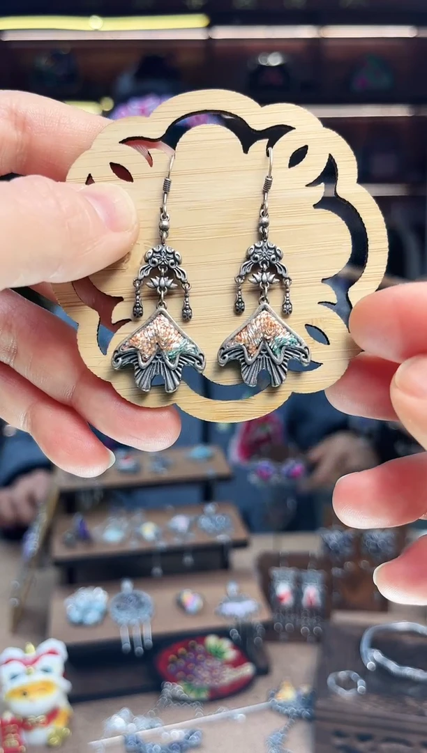 【闪购商品】织绣1993黔东南苗族刺绣