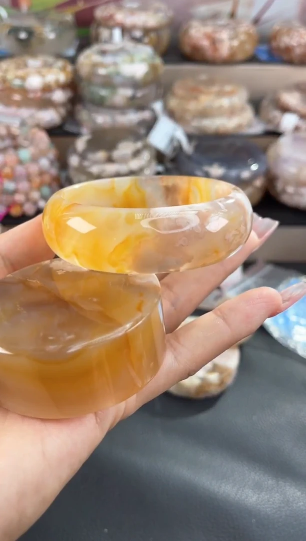 未镶嵌手镯石英质玉58