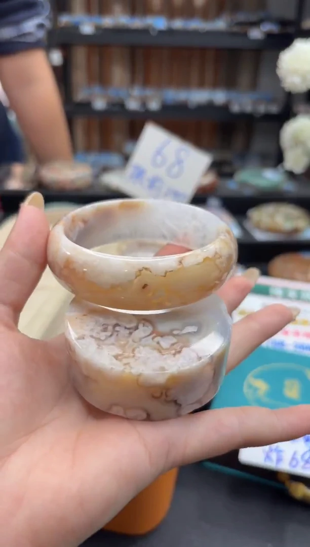 未镶嵌手镯石英质玉C100(61圈赠送镯心)