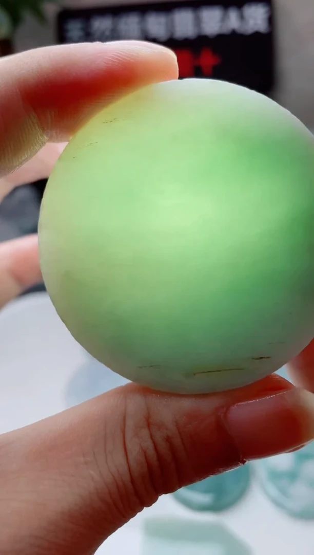 翡翠未镶嵌颈饰380.......