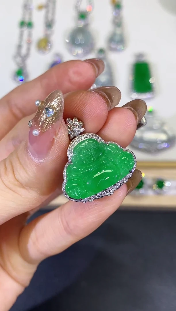 翡翠18K金镶嵌吊坠(不含链)团购63