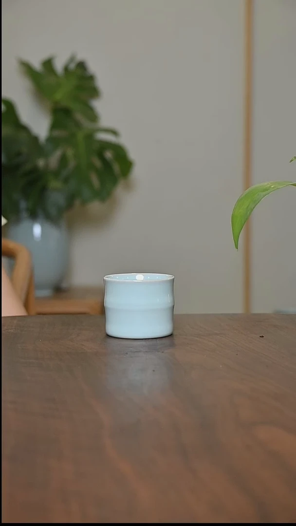 天青釉 手拉竹节杯 微瑕 朱晓辉作品
