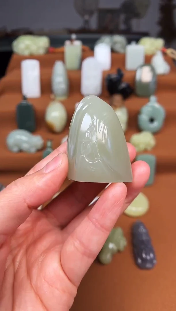 颈饰未镶嵌和田玉悟道