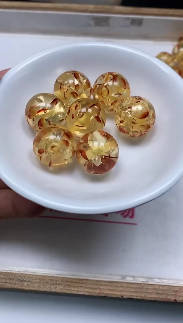 未镶嵌琥珀裸石M546 花珀18mm2个9.9元