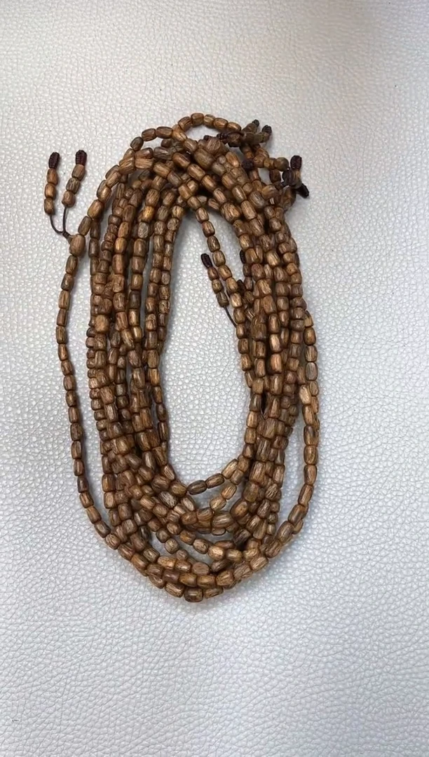 【闪购商品】沉香手串棋楠九九沉红金猊随型多圈多样性发其一