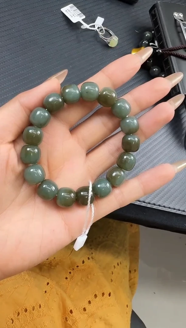 手串未镶嵌和田玉若羌微色差蓝调卡12手串