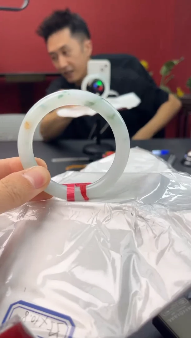 未镶嵌手镯翡翠354