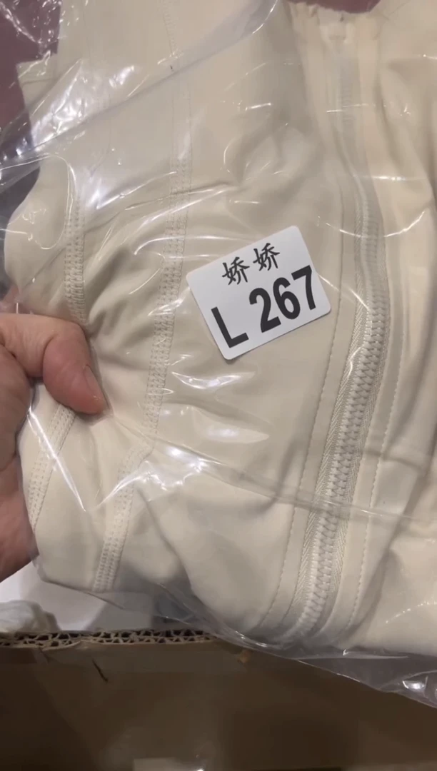 瓷片267+++++白色M码瑜伽服