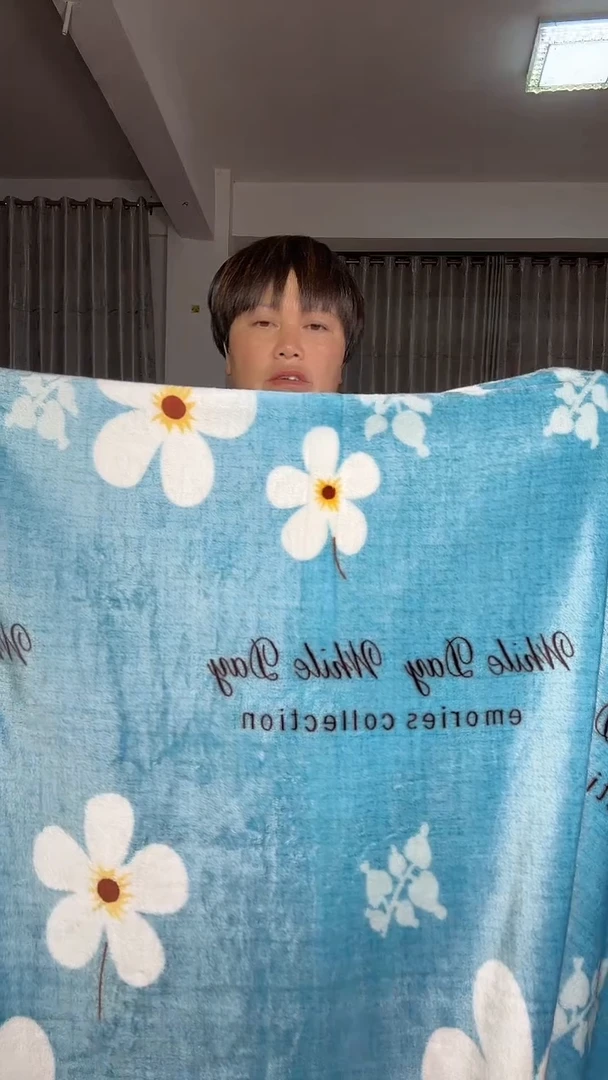 聚酯纤维1.8米床单蓝色小花