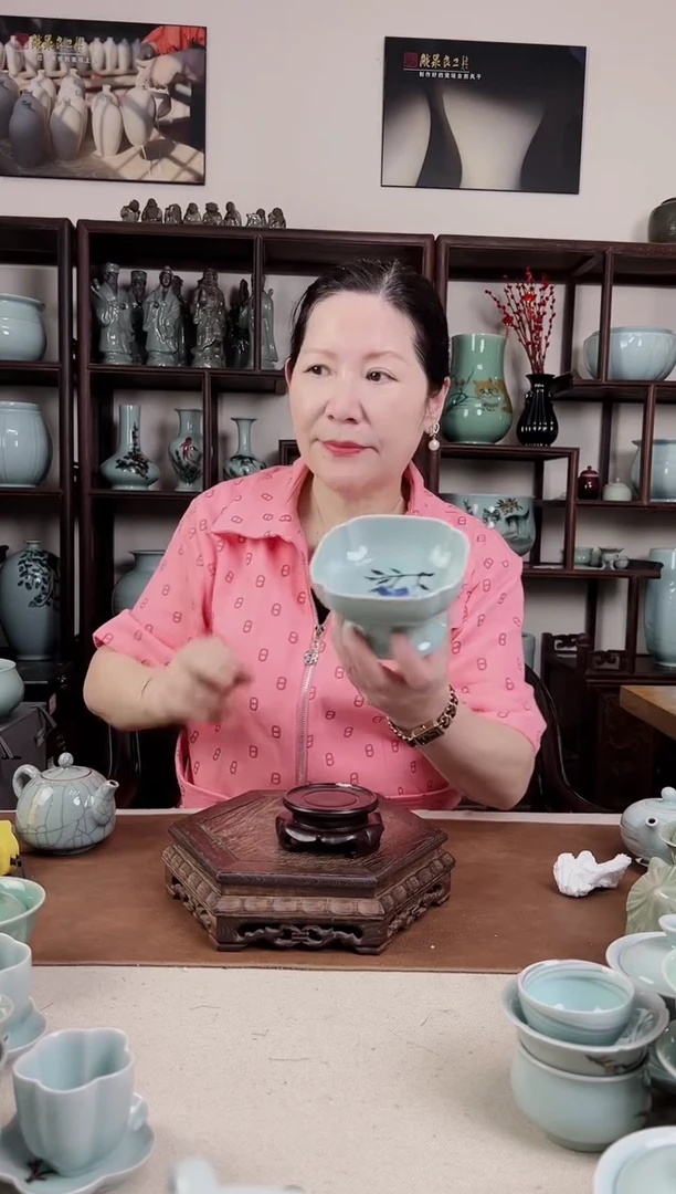 杯釉中彩 鸢尾花画 高脚盘