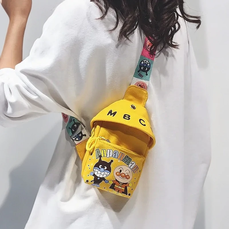 帆布斜挎包2025韩版小包包森系卡通胸前包网红潮女新款单肩儿童包