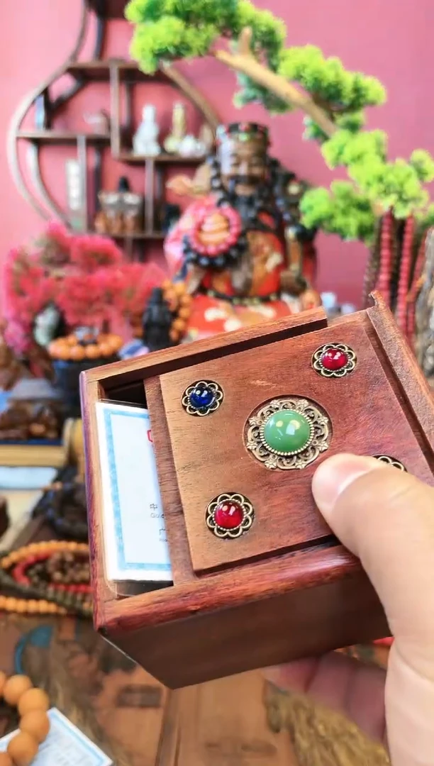 【闪购商品】妍妍批发清空号：31-孤品带盒