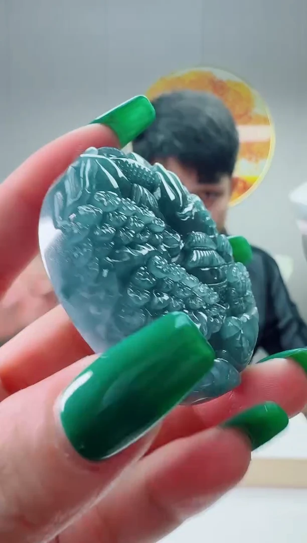 翡翠未镶嵌颈饰多样性随机发其一圆厚山水
