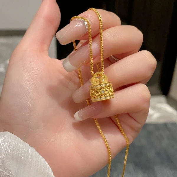 铜合金项链 新中式国风镂空如意玺福字印章女精致百搭不掉色坠链